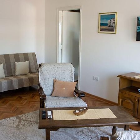 Dvosoban Stan U Strogom Centru Apartment Krusevac Bagian luar foto