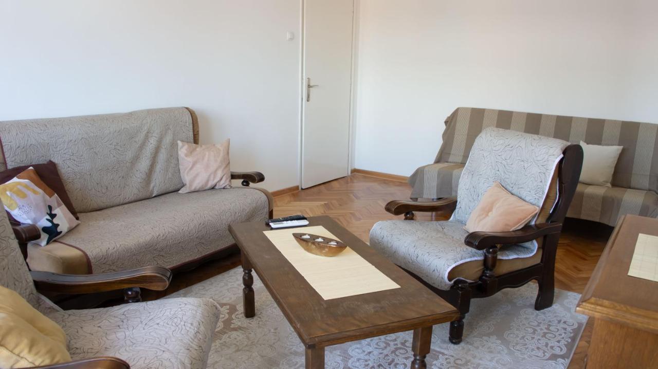 Dvosoban Stan U Strogom Centru Apartment Krusevac Bagian luar foto